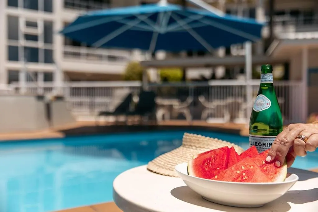 Le Beach Apartments Gold Coast Aparthotel