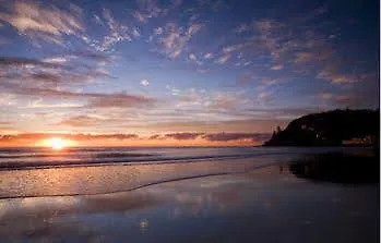 Le Beach Apartments Gold Coast 3*,